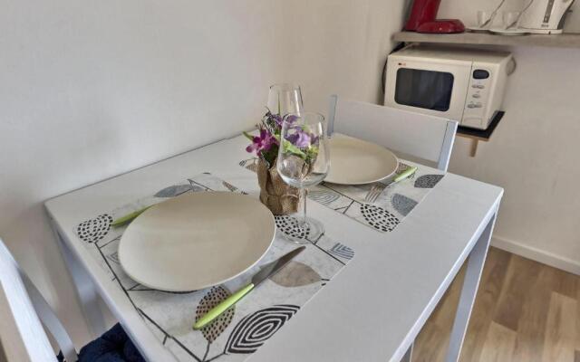 Studio vue sur le clocher, au calme Moustiers #3