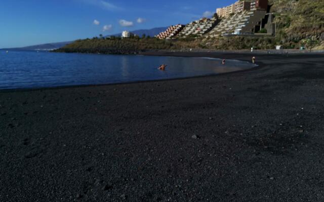 Home2Book Beautiful View Of The Bay & Wifi