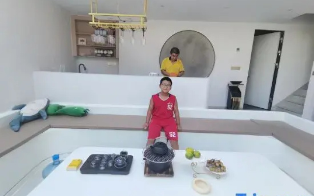 Sixth Courtyard  Scenic Vacation Homestay