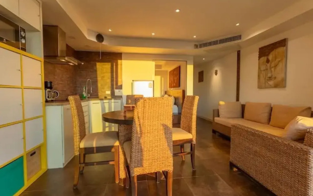 2BR Ocean View 1km To Beach Patong c129