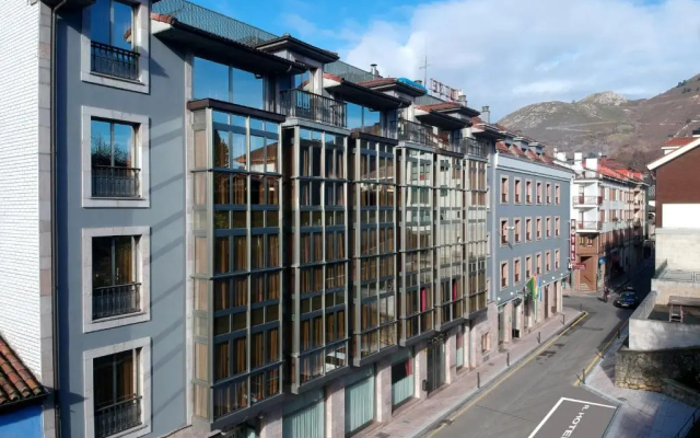 Hotel Cangas De Onis Center