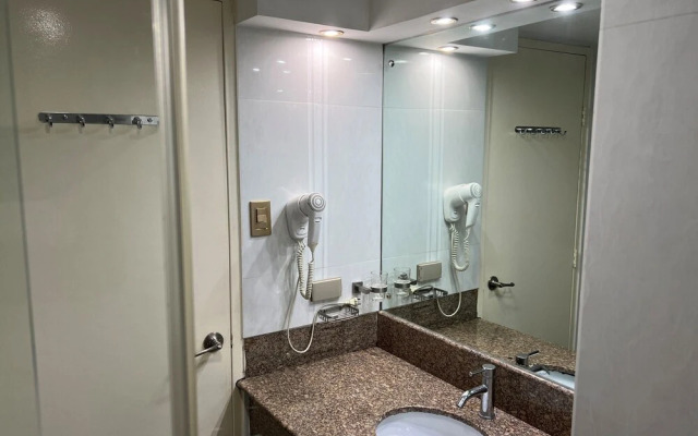 Rosewood Pointe Luxury Residences