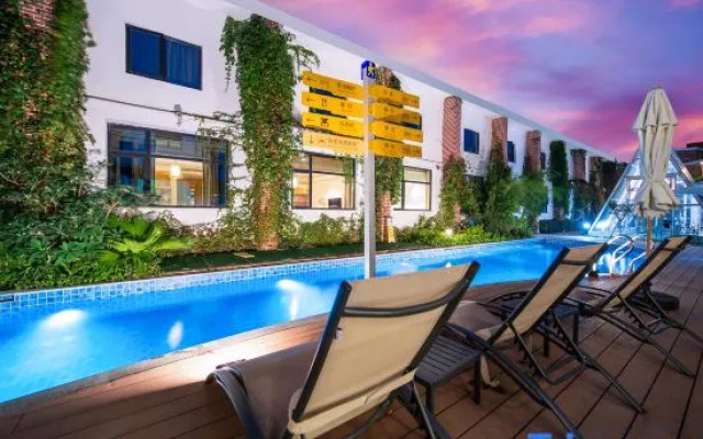 Kuan ju yun jian garden hotel