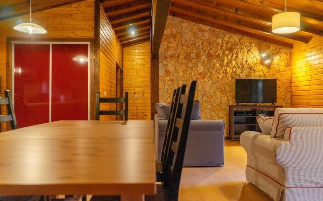 Chalet With 3 Bedrooms in Branca - Albergaria-a-velha, With Shared Pool, Furnished Balcony and Wifi