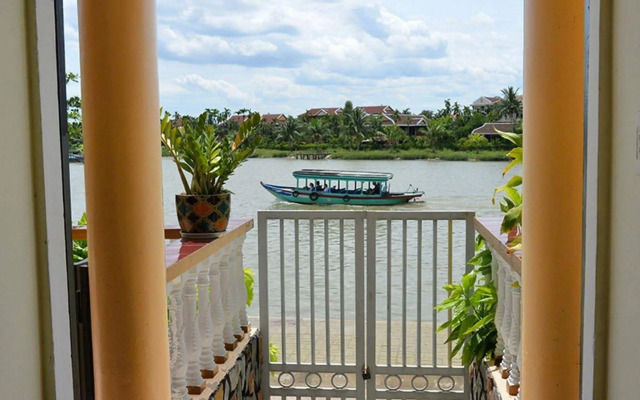 Huy Hoang River Hotel