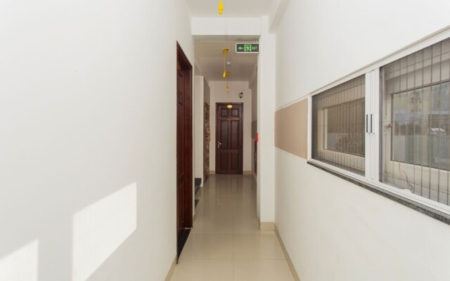 OYO 956 Hung Thinh Koreana Hotel