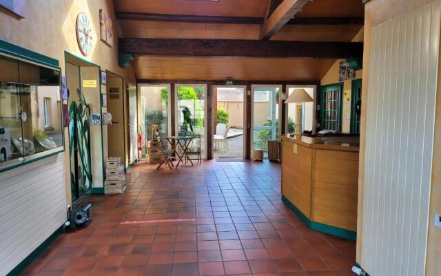 Auberge De L'Olive