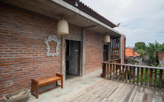 Rumah Paros & Gallery