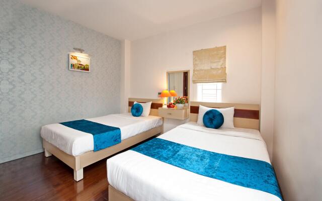 The Noble Swan Hotel New World