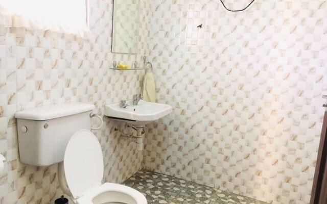 Room-single Room - Ground Floor in Accra
