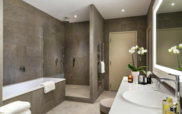 Hôtel Barrière L'Hôtel du Golf Deauville