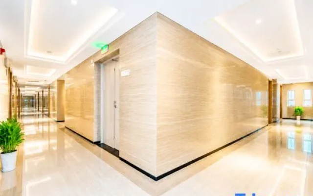 Huidelong International Apartment