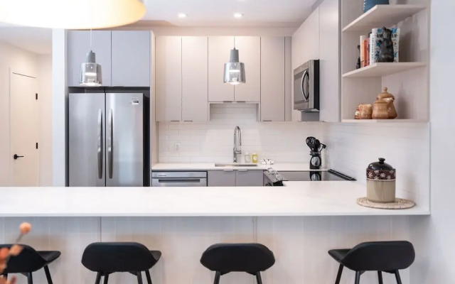 Bluebird Daze by Revelstoke Vacations