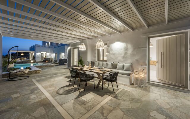 Niriides Luxury Villas