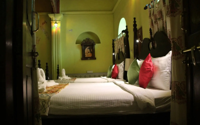 Malji ka Kamra