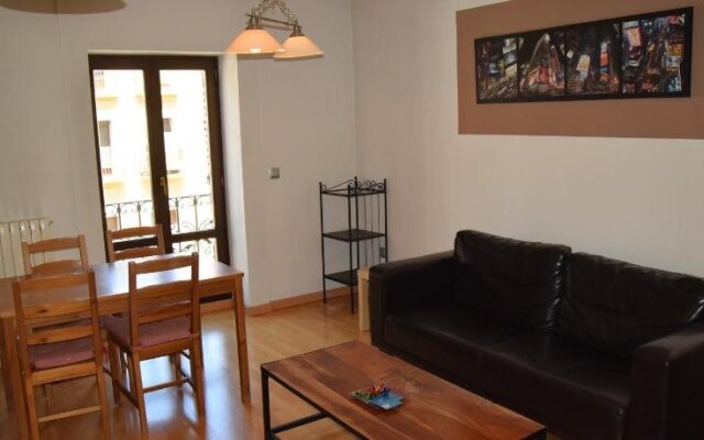 Apartamentos Zaragoza Coso