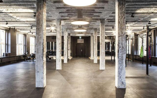 Design Hostel P182