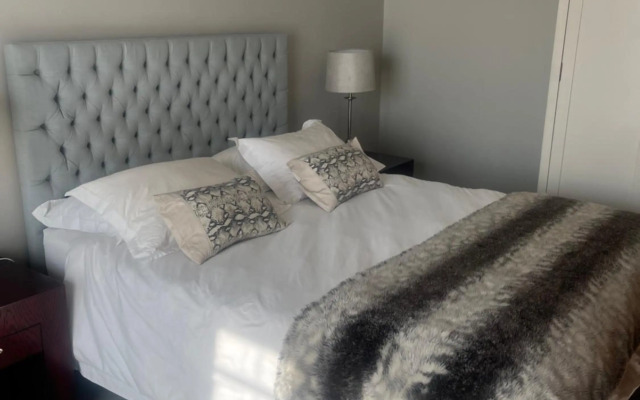 28 on Symonds Lux studio1