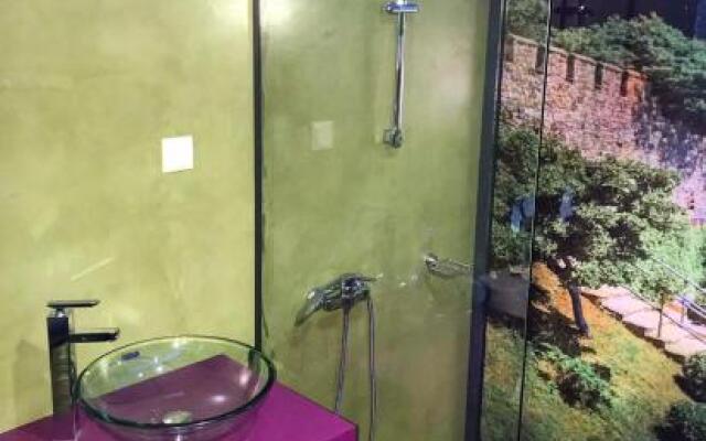 Central Point Boutique Hotel