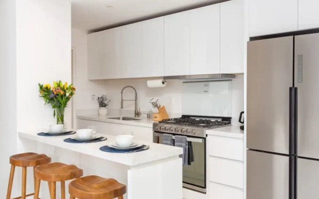 3BD Condo near Beach and Marina