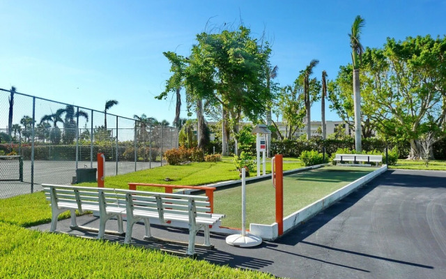 Eagle Cay Building 3-204