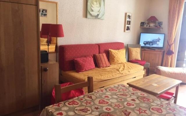 Appartement Risoul, 1 pièce, 4 personnes - FR-1-330-537