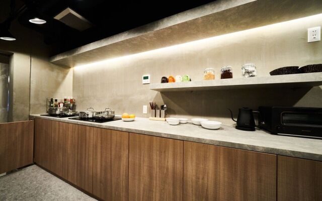&And Hostel Shinsaibashi East
