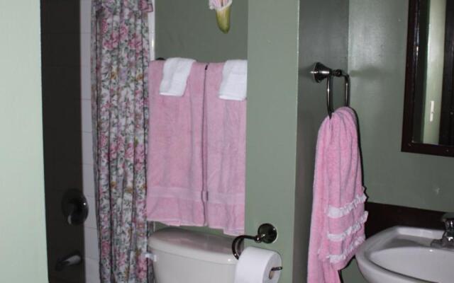 Historic Apartments at Merchants Cafe & Saloon