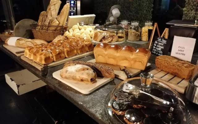 Les Cabanes De La Maison Rouge