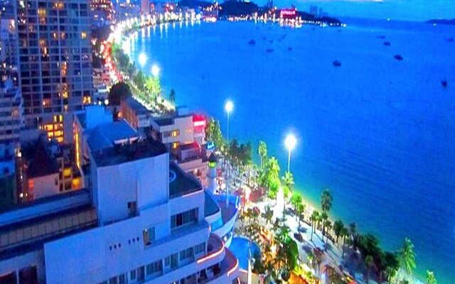 Punyapha Place Pattaya Beach