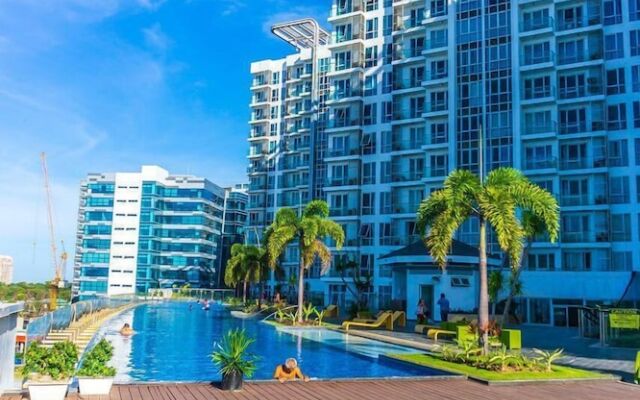 Mactan Newton Condo with Pool Access