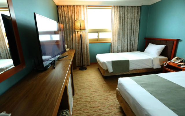 Prime Tourist Hotel