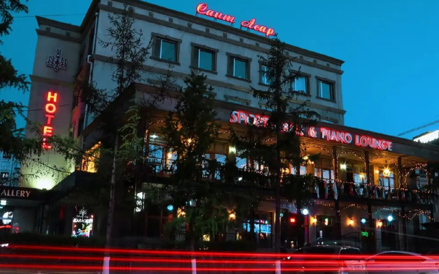 Sant Asar Hotel