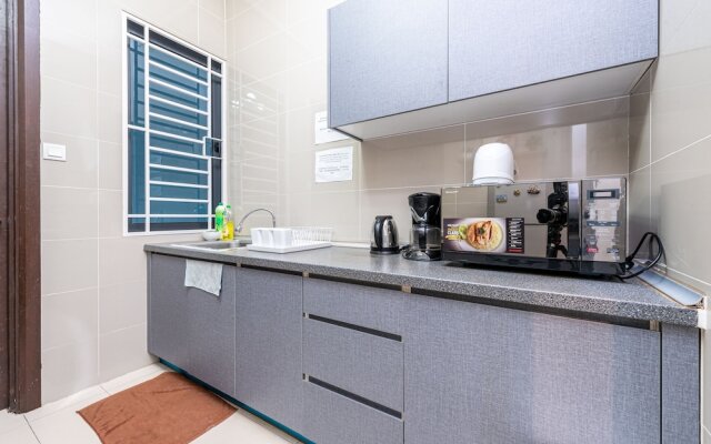 Spacious Three Bedroom Condo Cyberjaya