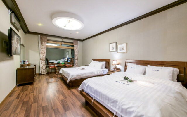 Xi Motel