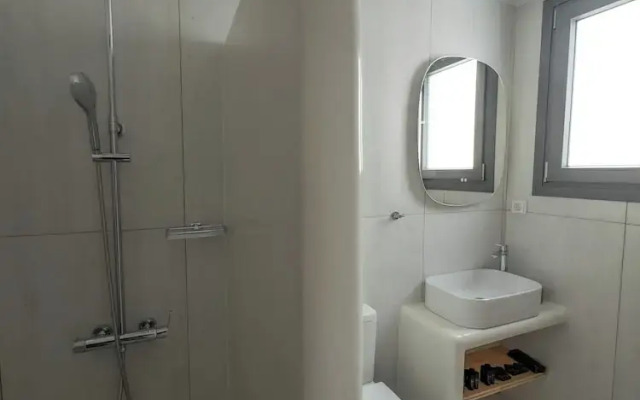 Alonia Suites