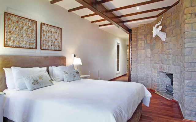 Lalapanzi Lodge