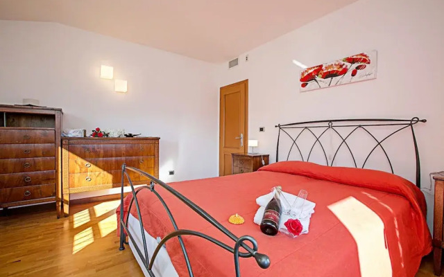 Paulie Apartment in Riva del Garda