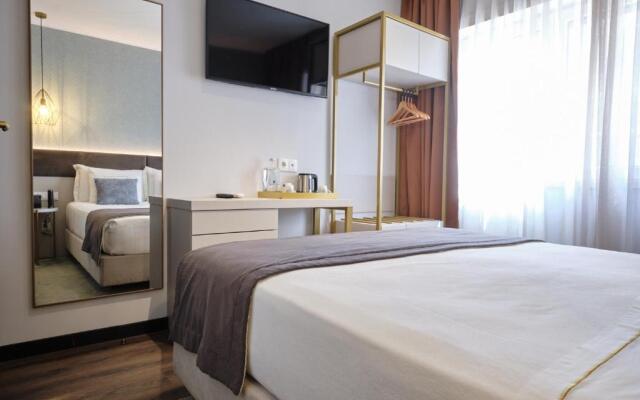 Duplo Charme Boutique Hotel