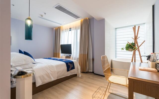 Bizca Art Hostel