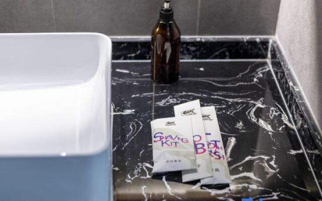 viewking Hotel (Shanghai Hongqiao Hub Longhu Tianjie Branch)