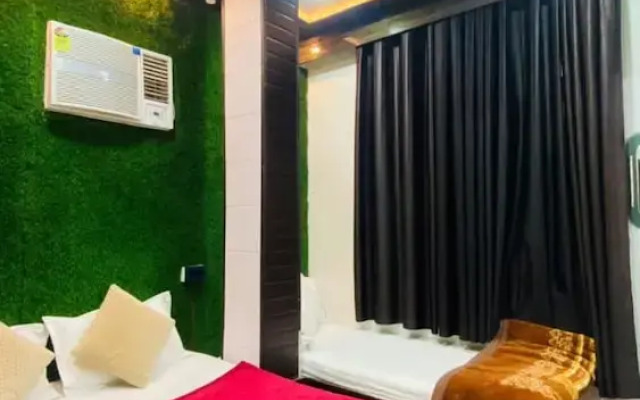 Goroomgo Shiv Kashi p. Guest house