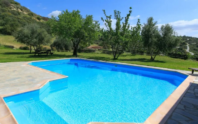 Villa River View in Peristerona