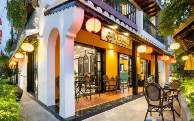 Yzistel Hoi An