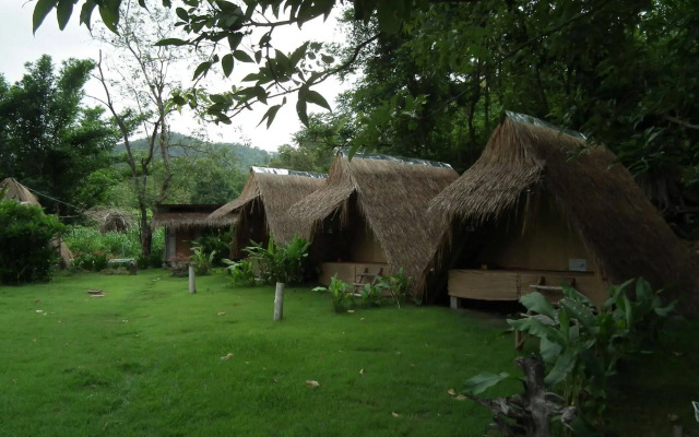 Pai Bamboo Hut Resort