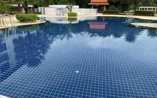 Seaview Condominium B15