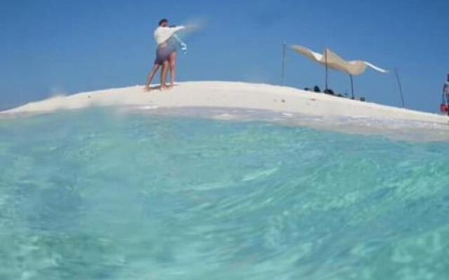 Mafia Beach Bungalows