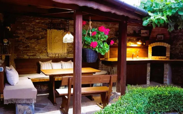 Семеен Хотел Берое