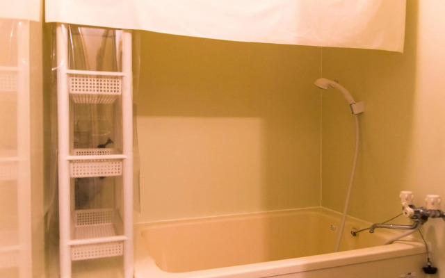 Traditional Apartment - Hostel