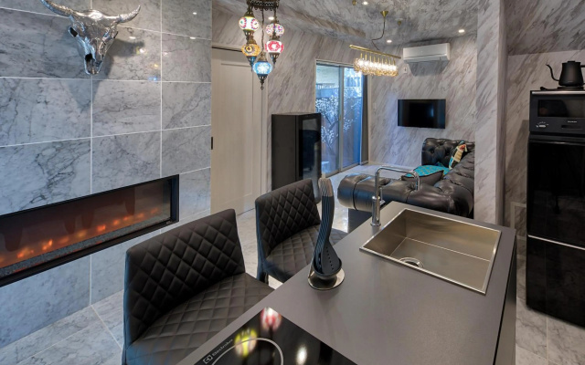 Kyotofish.Kanade – Lobby – Kyoto